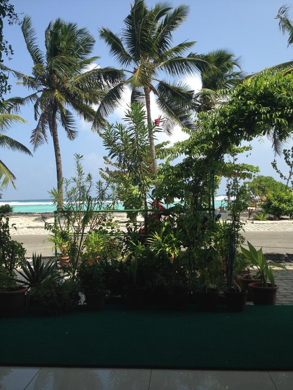 Eve Caurica Hotel Hulhumale Exterior photo